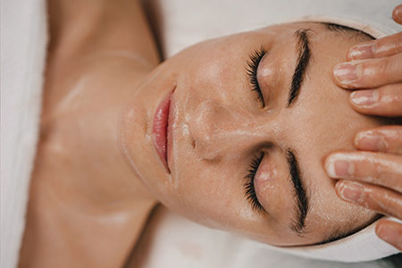 Facial massage Desborough